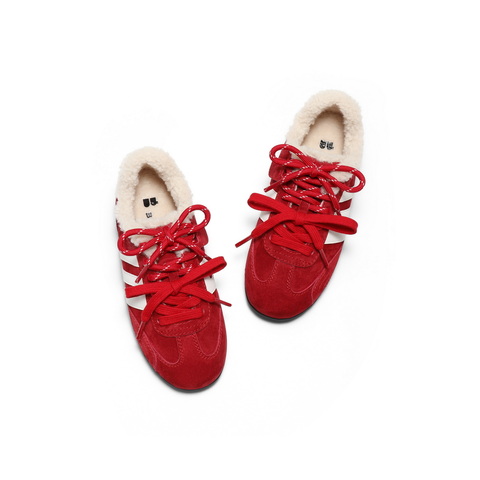 百丽跑道阿甘德训鞋童鞋2025冬新商场同款薄底休闲鞋SMG37D85