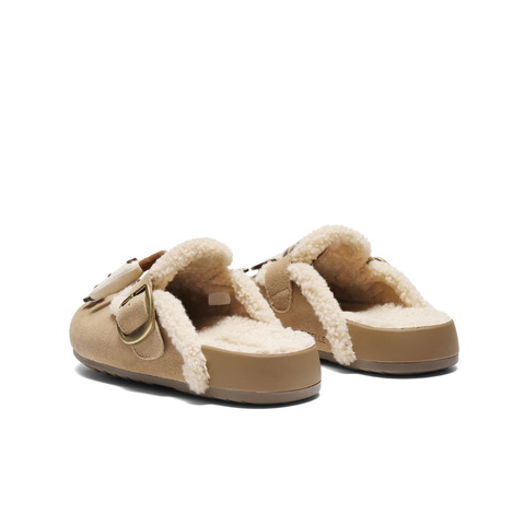 百丽时尚卡通饰扣勃肯鞋女2025冬新加绒保暖舒适包头拖鞋E7Y1DDH5