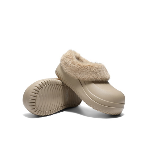 百丽绒绒毛毛鞋女2025冬新厚底增高舒适翻毛保暖休闲半拖B3018DA5