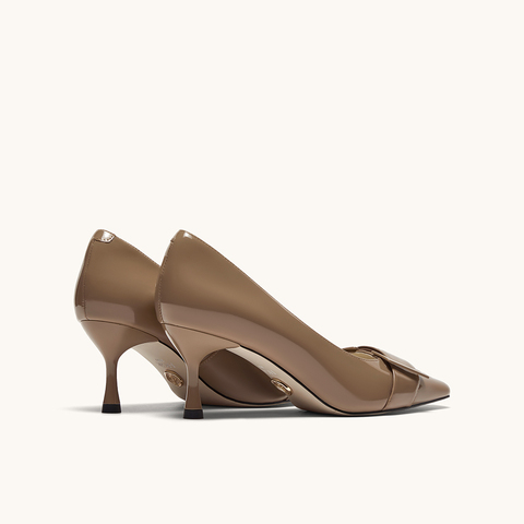 HGK25年秋季摩登交响方头浅口高跟时尚漆皮单鞋WTK01CQ5