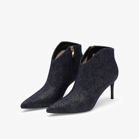 73hours女鞋女同事2023冬季新品尖头细跟纯色时装靴