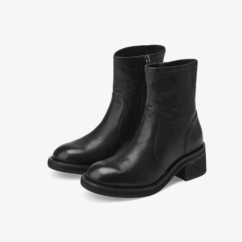 73hours女鞋电影画面2025冬季圆头纯色方跟切尔西靴