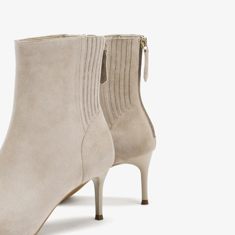 73hours女鞋OOTW2025冬季新品尖头细跟纯色时装靴