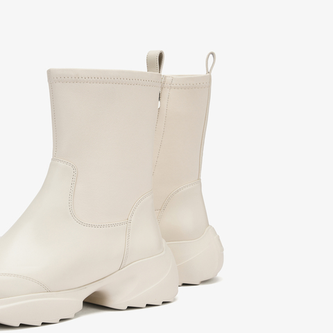 73hours女鞋马斯卡彭2025冬季新品纯色圆头厚底时装靴