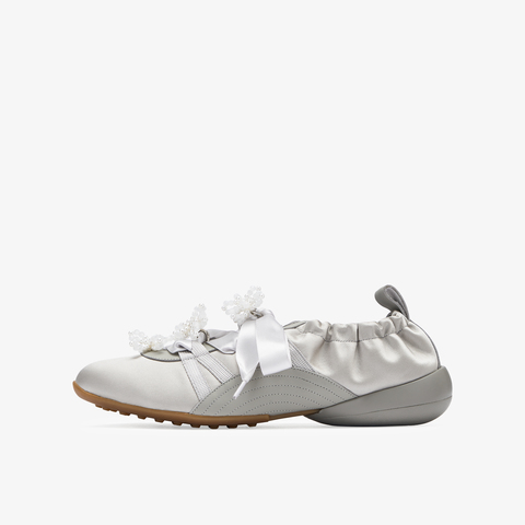 73hours女鞋小酒窝2025秋季新品圆头纯色系带德训鞋