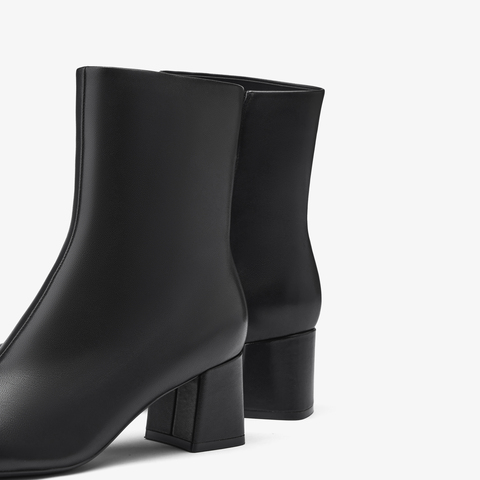 73hours女鞋回归极简2025冬季新品圆头方跟纯色时装靴