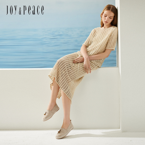 真美诗2025春季新款软糯羊绒草编围底树脂饰扣渔夫鞋女96838AA5