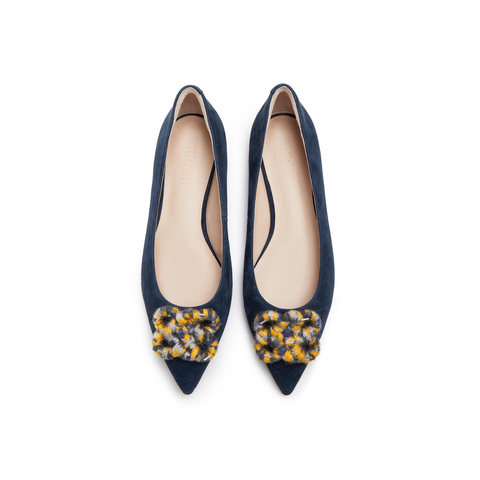 真美诗2025年秋季新款经典费尔岛毛线饰扣软糯羊绒皮单鞋YVV53CQ5