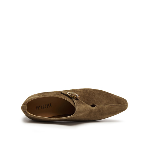 真美诗2025年秋季新款优雅老钱风虎眼石针扣羊绒单鞋69797CM5