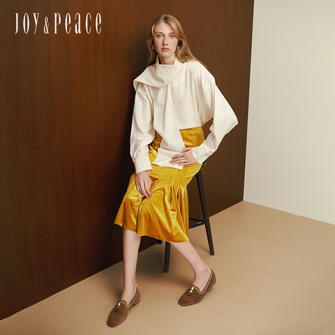 真美诗2025秋季新款细腻牛绒复古方圆头木质纹低跟单鞋YOK78CA5女