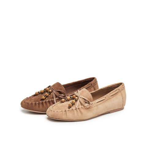 真美诗2025年秋季新款手工感穿绳木质串珠羊绒皮乐福鞋女22181CA5