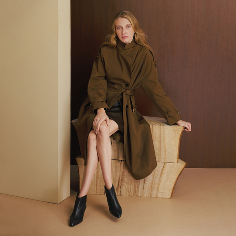 真美诗2025年冬季新款低调雅致纯色羊皮革时装女靴S345PDD5