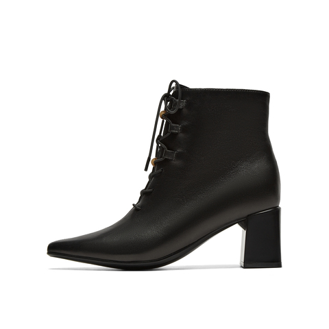 真美诗2025年冬季新款贵气老钱风尖头羊皮革绑带时装靴R1126DD5