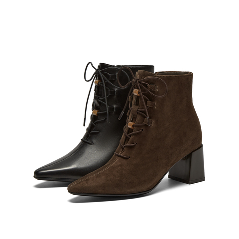 真美诗2025年冬季新款贵气老钱风尖头羊皮革绑带时装靴R1126DD5