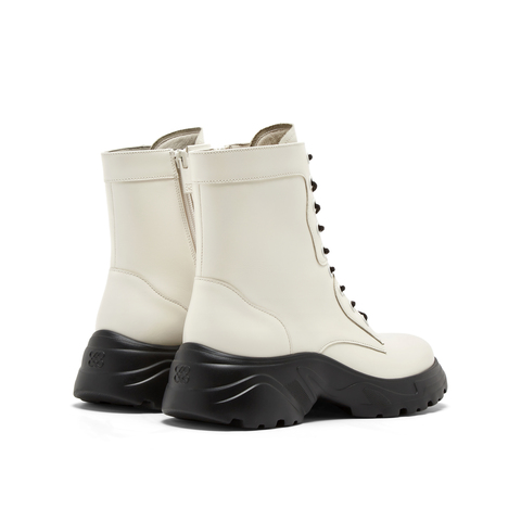 真美诗2025年冬季新款油润光泽干练牛皮革飒爽马丁靴YYM86DD5