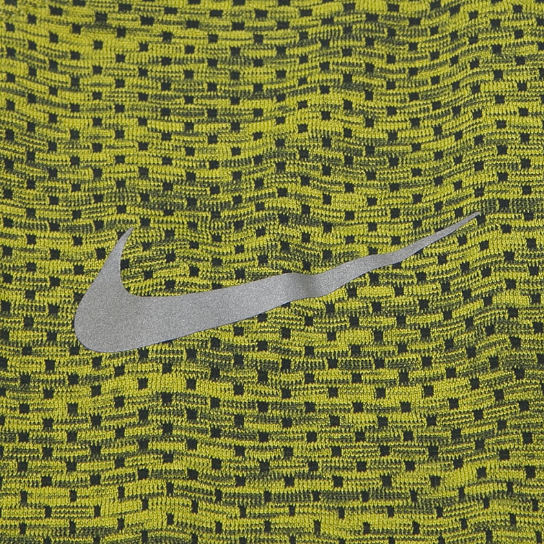 该公司总部位于美国俄勒冈州beaverton,由比尔·鲍尔曼和校友菲利浦