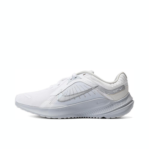 Nike耐克2023年新款女子WMNS NIKE QUEST 5跑步鞋DD9291-100