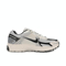 NIKE耐克2024女子W NIKE ZOOM VOMERO 5休闲HQ1182-001