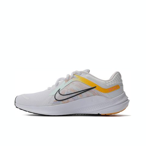 NIKE耐克2024女子WMNS NIKE QUEST 5 PRM跑步鞋DO9473-100