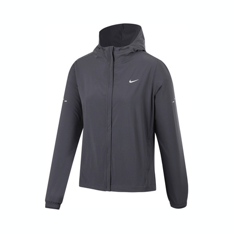 NIKE耐克2025女子AS W NK SWIFT RPL PKBL JKT梭织连帽外套HQ0651-010
