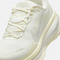 NIKE耐克2025女子W NIKE VOMERO 18跑步HM6804-110