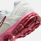 NIKE耐克2026女子W NIKE ZOOM VOMERO 5休闲FJ2028-108