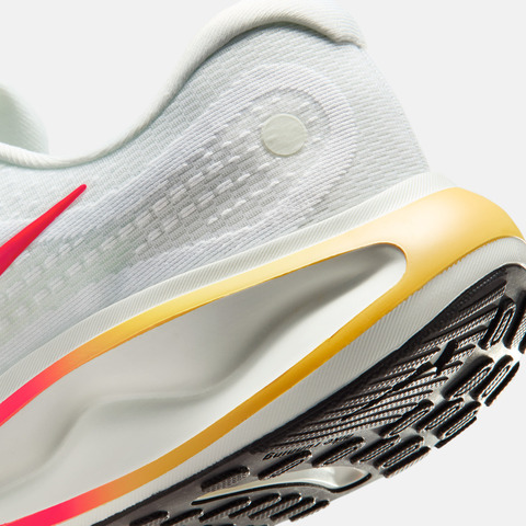 NIKE耐克2026男子NIKE JOURNEY RUN跑步FN0228-110