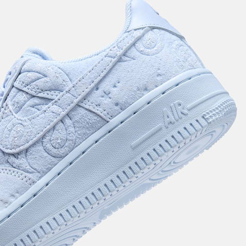 NIKE耐克2026女子W AIR FORCE 1 '07 PRM+休闲IO1259-400