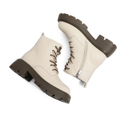 森达潮流马丁靴女2022冬季新款商场同款时尚粗跟短皮靴SHQ01DD2