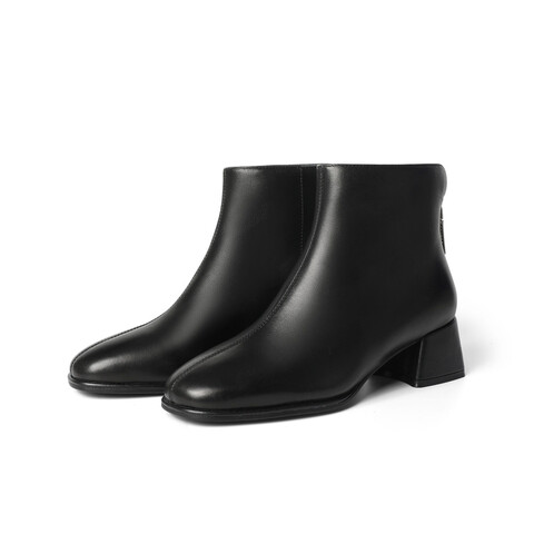 森达气质时装靴2023冬季新款简约粗跟休闲弹力女短皮靴WPK01DD3