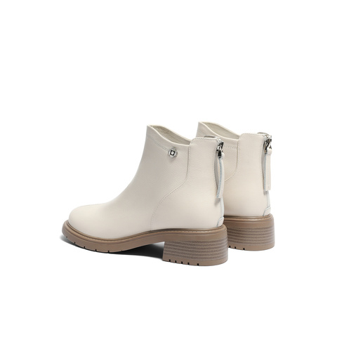 森达气质时装靴女2023冬季新款商场同款软面显瘦粗跟休闲短靴SXT01DD3