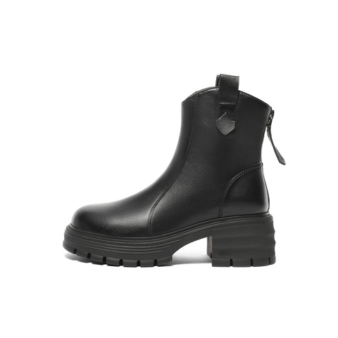 森达气质时装靴女2023冬新商场同款黑色显瘦粗高跟短靴SYD01DD3