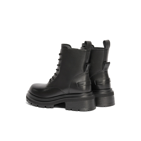 森达马丁靴女子2024年冬季新商场同款机车风休闲短皮靴XED01DD4