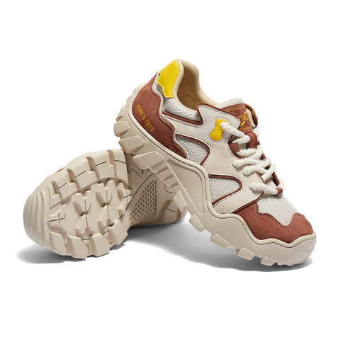 森达阿甘鞋女款2025春季新款拼接厚底户外运动休闲鞋ZCC44AM5