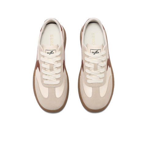 森达德训鞋女款2025春新拼接时尚运动风户外休闲板鞋ZTF58AM5