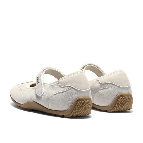 森达玛丽珍女款2025秋季新款运动风德训户外休闲鞋ZTH39CQ5