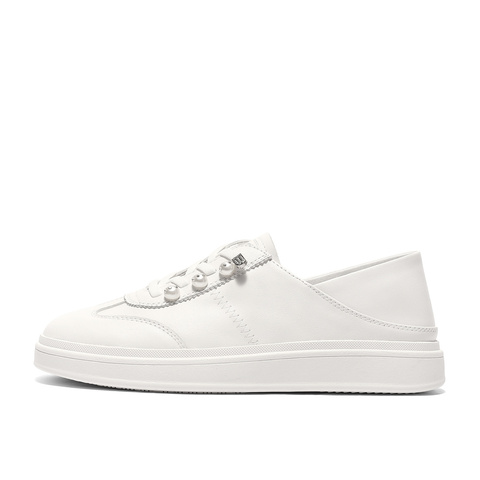 森达小白鞋女款2025秋新商场同款简约轻便休闲板鞋XPM01CM5