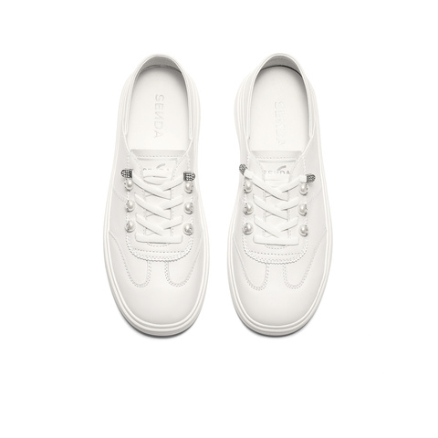 森达小白鞋女款2025秋新商场同款简约轻便休闲板鞋XPM01CM5