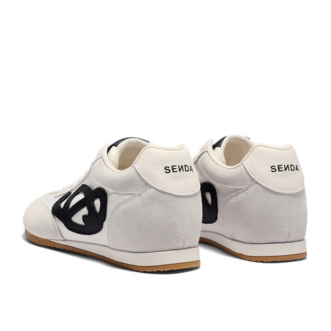 森达阿甘鞋女2025秋季新款商场同款拼接户外休闲鞋XSE01CM5