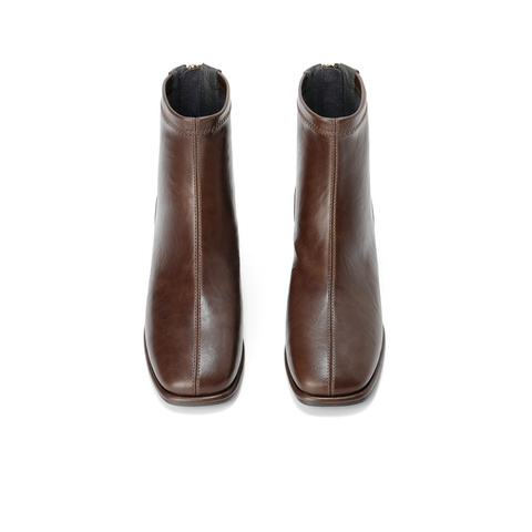 森达弹力靴女2025冬季新款气质方头粗跟休闲短靴ZTI17DD5