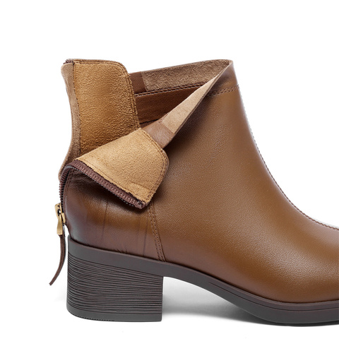 森达时装靴女款2025冬新商场同款气质显瘦粗跟短皮靴4FU42DD5