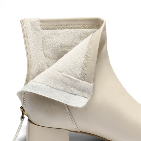 森达弹力靴女2025冬季新款气质方头粗跟休闲短靴ZTI17DD5