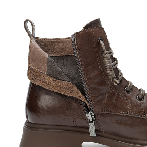 森达马丁靴女2025冬新商场同款机车风厚底休闲短靴XTS01DD5