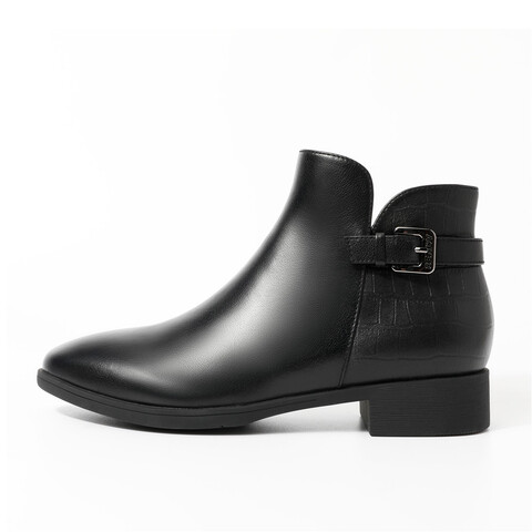 森达时装靴女2025冬新商场同款潮流休闲短靴4T647DD5