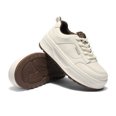 森达小白鞋女2025秋季新款厚底增高户外休闲板鞋WP049CM5