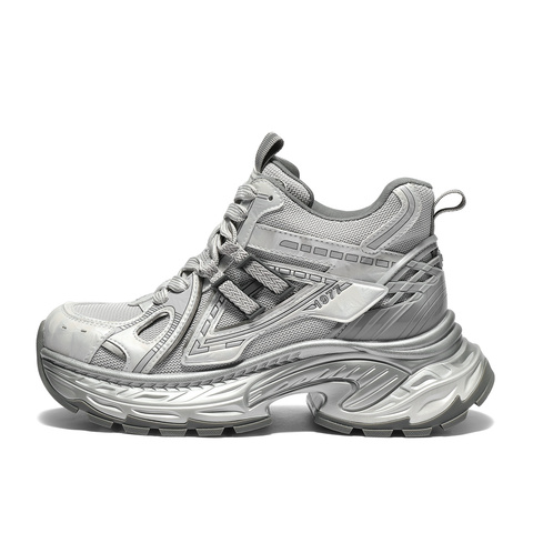 森达休闲靴女2025冬季新款商场同款运动老爹短靴XVP01DD5