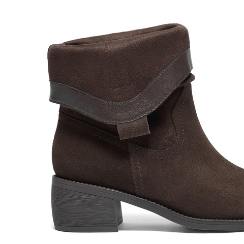 森达西部靴女2025冬新商场同款粗跟皱皱烟筒中筒靴4QH60DZ5