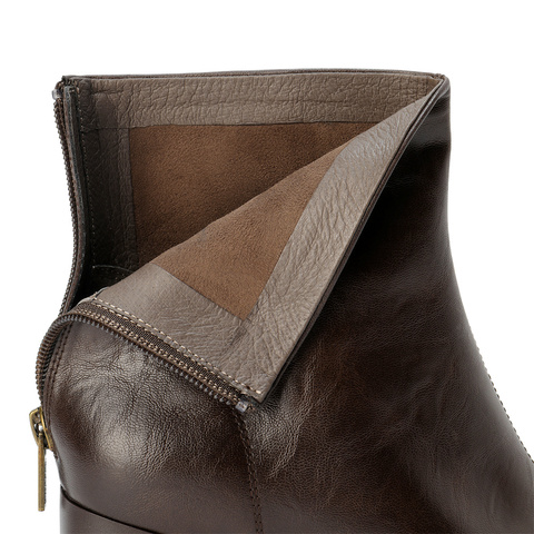 森达弹力靴女2025冬季新款气质方头粗高跟短靴ZTI16DZ5