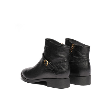 森达休闲靴女2025冬季新款真皮抓纹粗跟短皮鞋4T6C2DD5