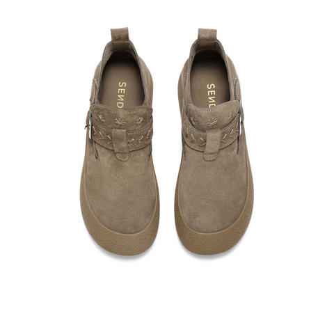 森达休闲靴女2025秋新简约勃肯舒适休闲短靴ZTH70CD5